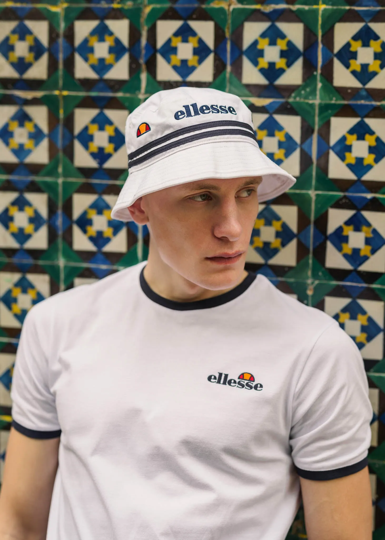 Lorenzo bucket hat - white