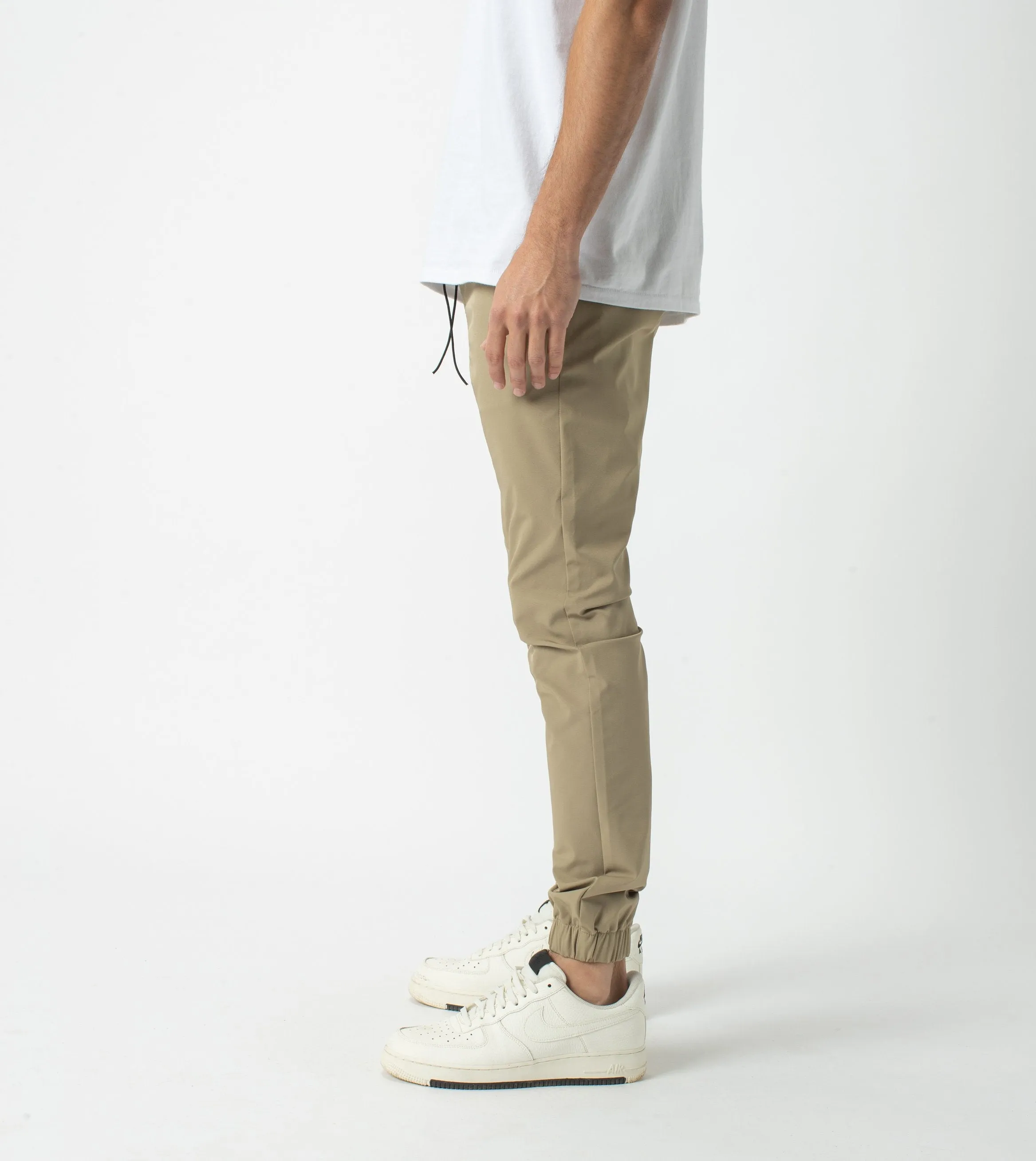 Sureshot Tech Jogger Sand