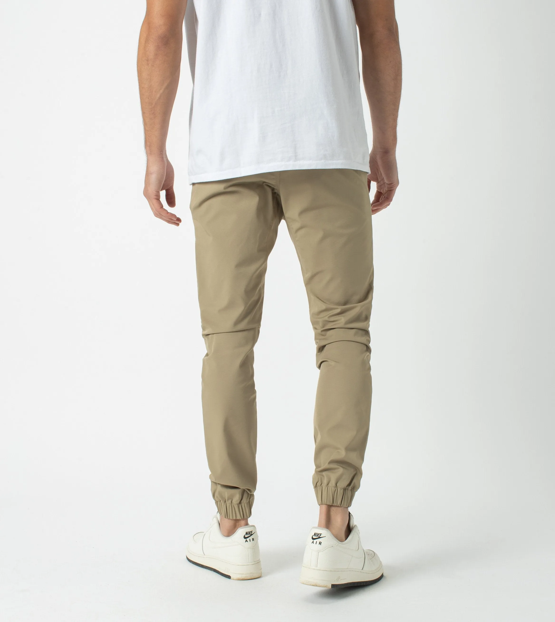 Sureshot Tech Jogger Sand